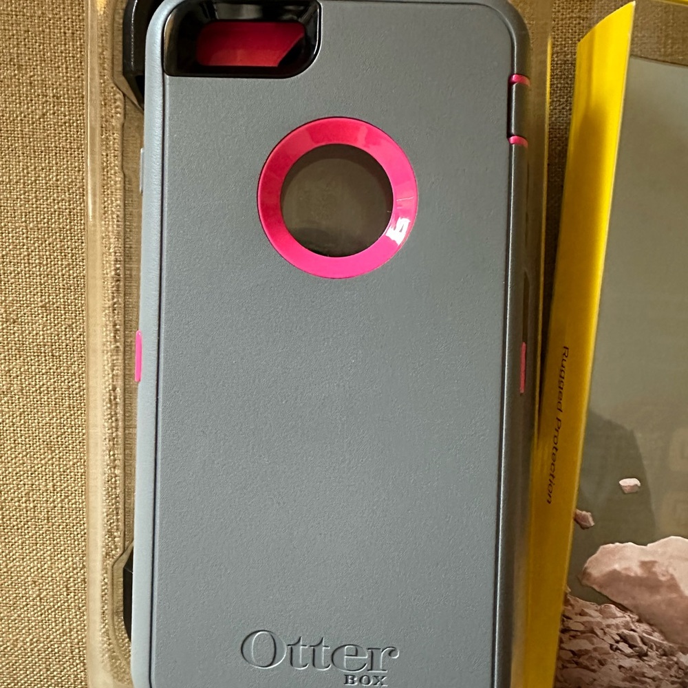 Otter Box 6 Plus/6s Plus Case